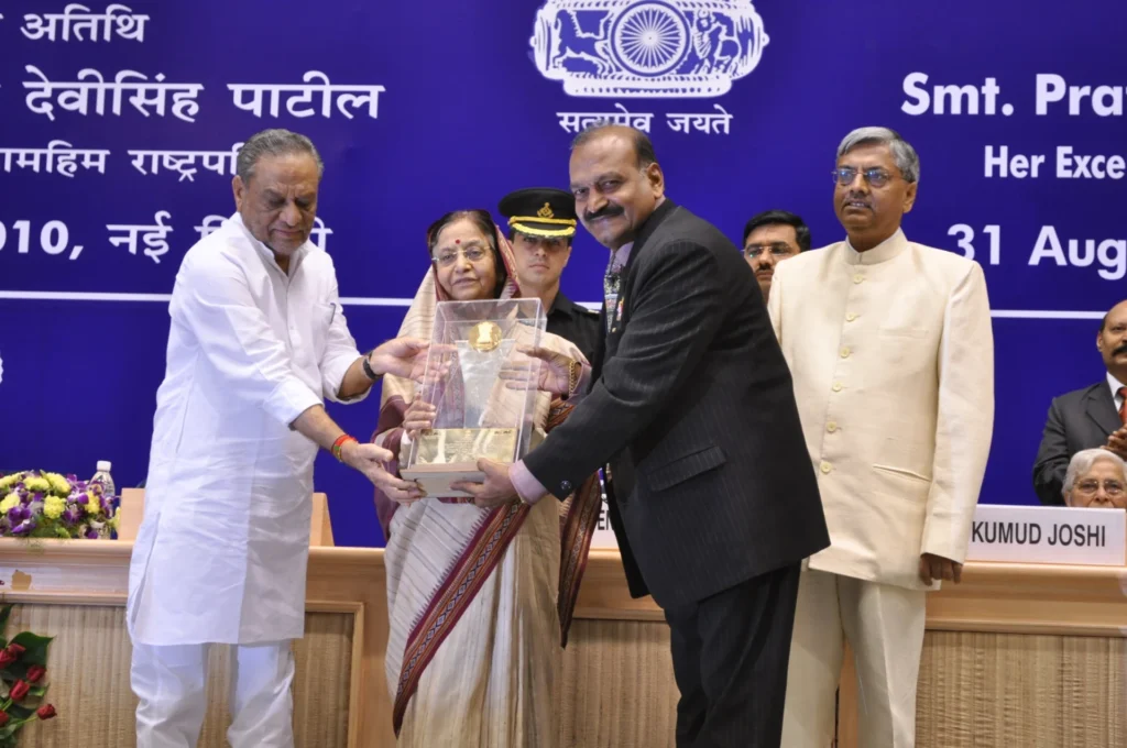 Sai Machine Tools received National Award from President of India in 2010 by President of India.